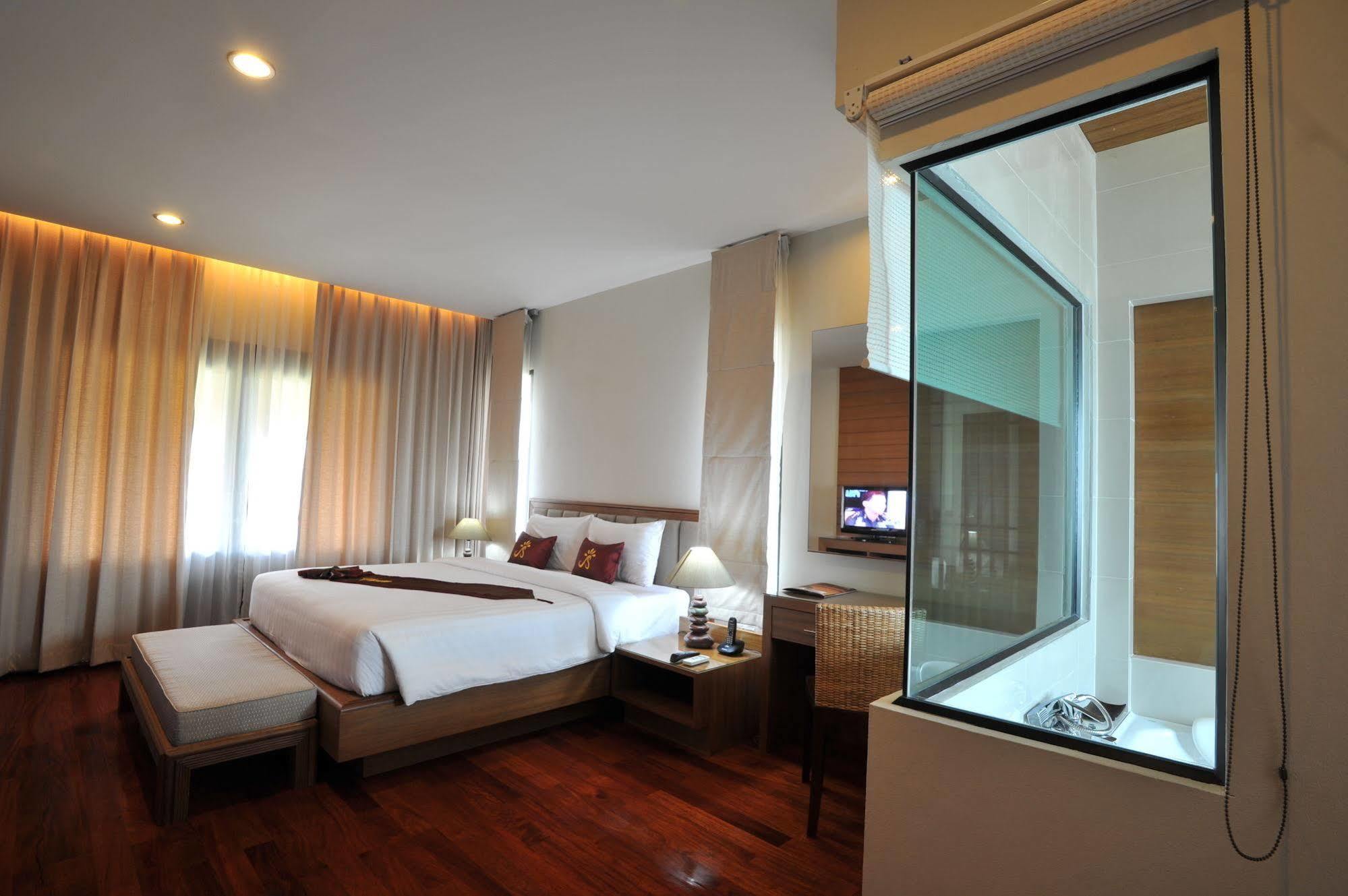 The Charm Boutique Resort Khon Kaen Exterior photo